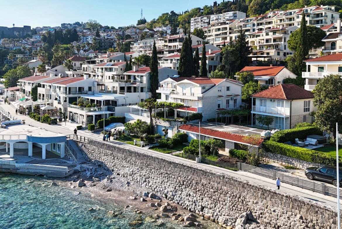 Herceg Novi - Savina - Jednosoban stan