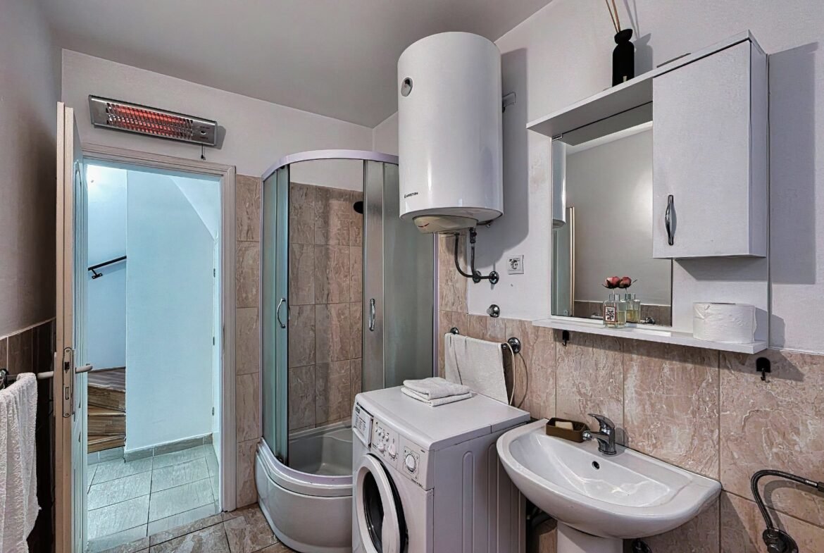 Herceg Novi - Savina - Kuća - Apartmani