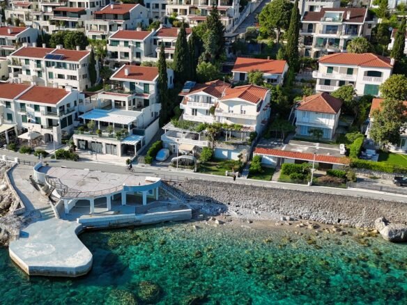 Herceg Novi - Savina - Kuća